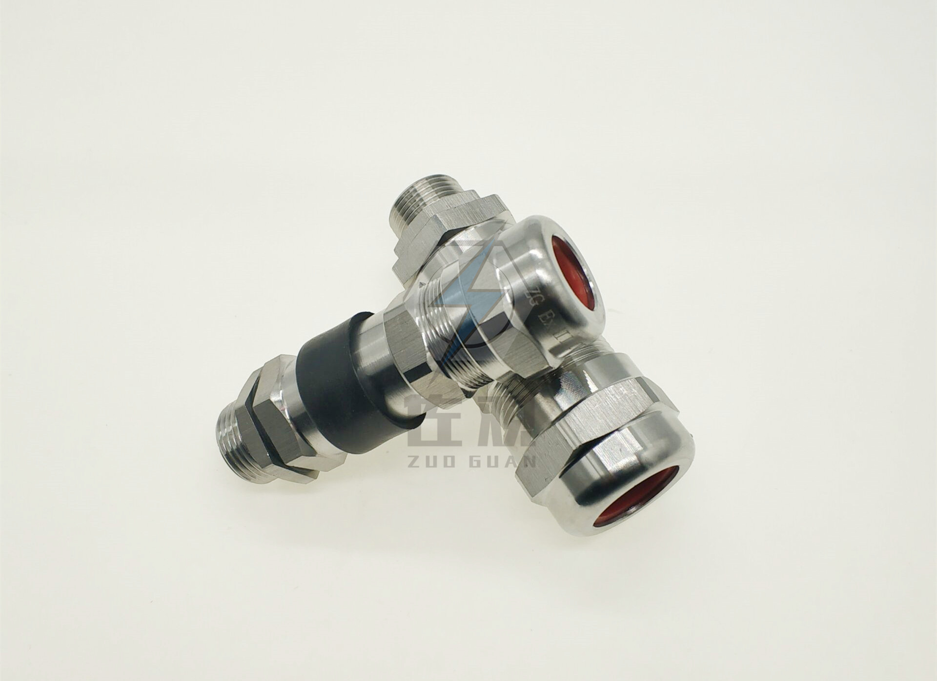 ����������װ���¼н��ܷ��ͷ